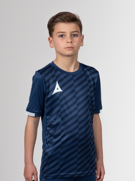 A child is wearing a two-tone navy blue training t-shirt