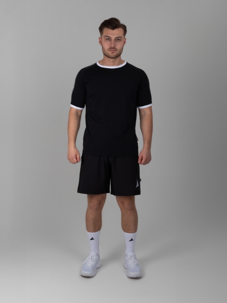 A black cotton t-shirt is great for casual wear, along with the Focus Tech Shorts